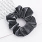 Samt-Scrunchie-Haargummi für Damen