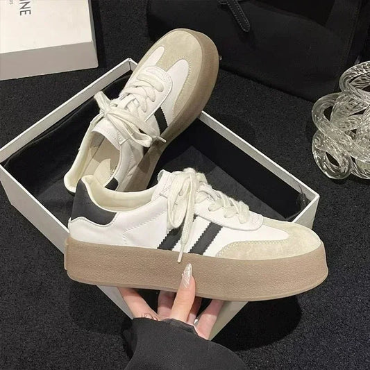 Novo design de moda sapatos casuais ao ar livre rendas até tênis para mulheres confortáveis sapatos esportivos versáteis vulcanizar sapatos