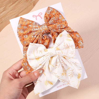 Solides Haarschmuck-Set mit Schleife