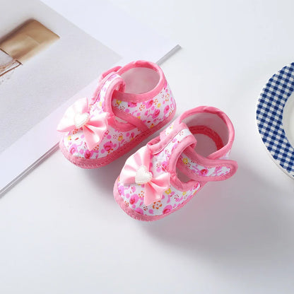 Babyschuhe mit weicher Sohle