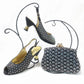 Damenschuhe passende Tasche in Goldfarbe im klassischen Stil