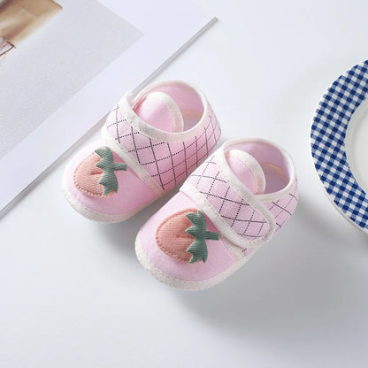 Babyschuhe mit weicher Sohle