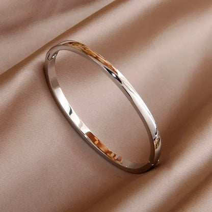 Klassisches, schlichtes Edelstahlarmband mit glattem Bettelarmband für Damen