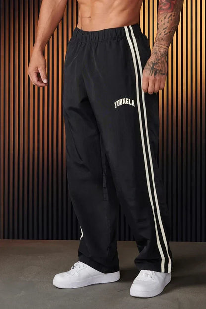 Amerikanische Sporthose mit Doppelnaht