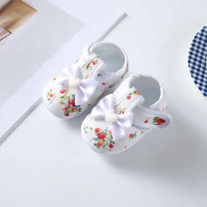 Babyschuhe mit weicher Sohle